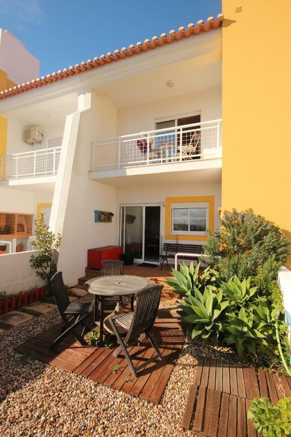 Surf House Baleal Bed & Breakfast Екстериор снимка